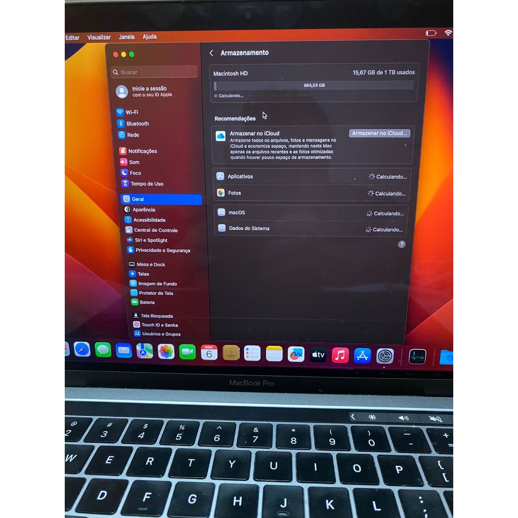 Macbook pro 13 i7 touch bar 2017 1 tb de hd 16 gb de ram Macbook pro 13 i7 touch bar 2017 1 tb de hd 16 gb de ram