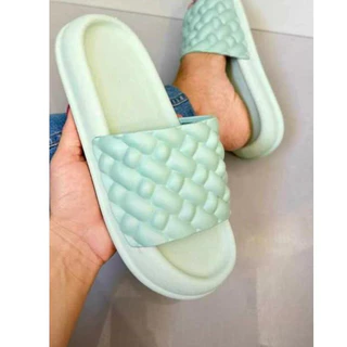 Chinelo feminino Slide Nuv pala trançada
