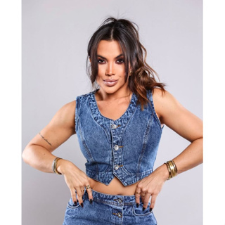 Blusa Cropped Regata Jeans Feminina Sem Lycra, Com Botões De Ferro, Revesst Jeans.
