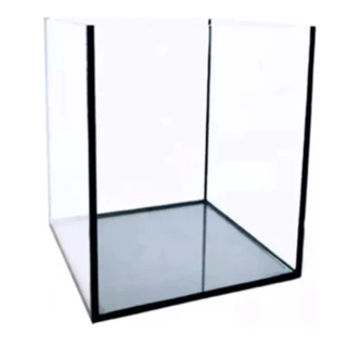 Aquário cubo 27 litros