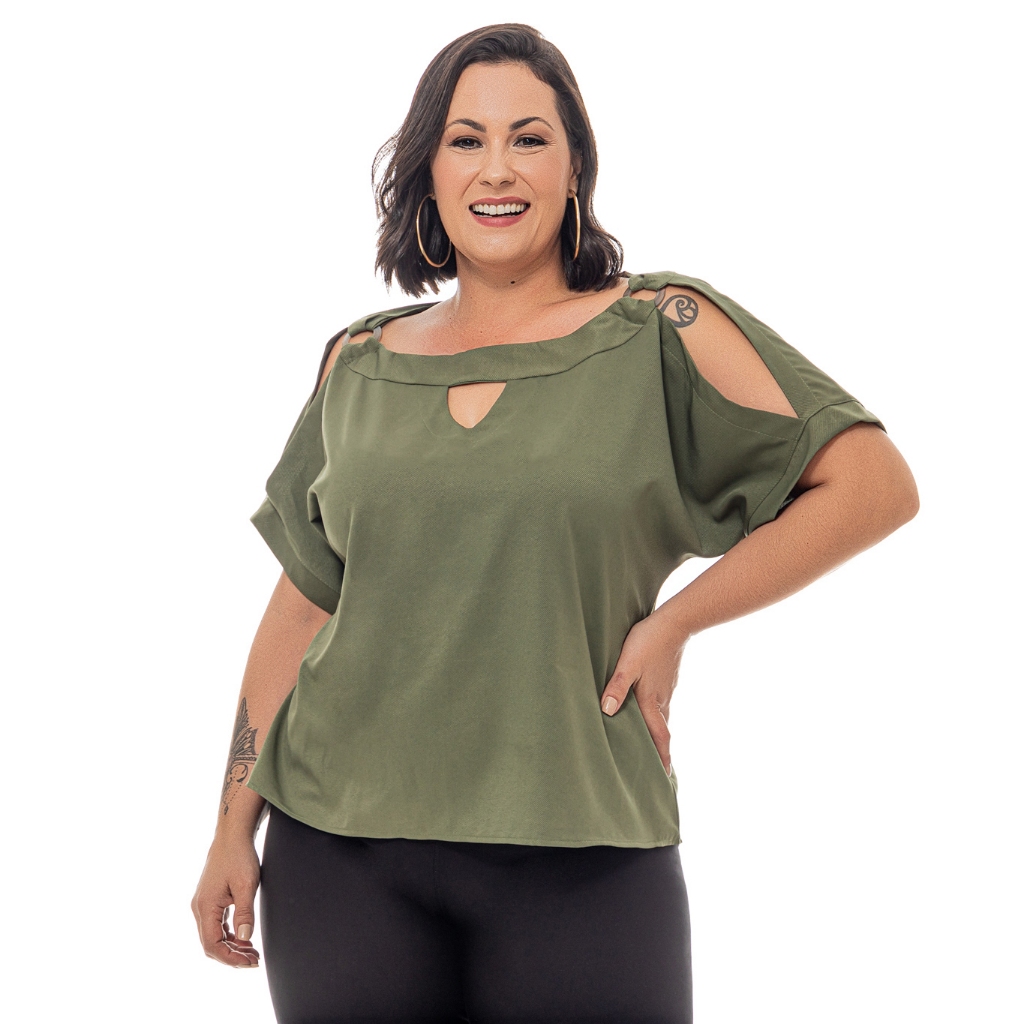 Blusa Plus Size Soltinha Manga Curta Estilo Bata - Moda Plus Size Feminina  Até Tamanho 60. Compre com Frete Grátis.