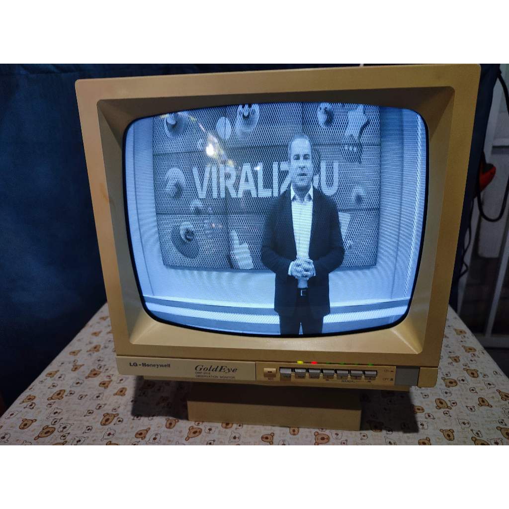 Monitor 10