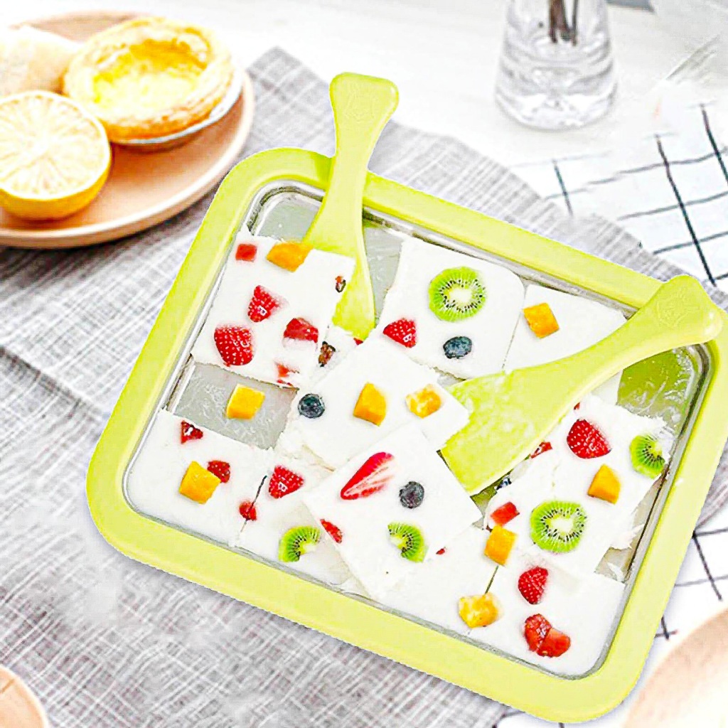 Maquina Instantanea de Sorvete em Rolo com 2 Espatulas - A671