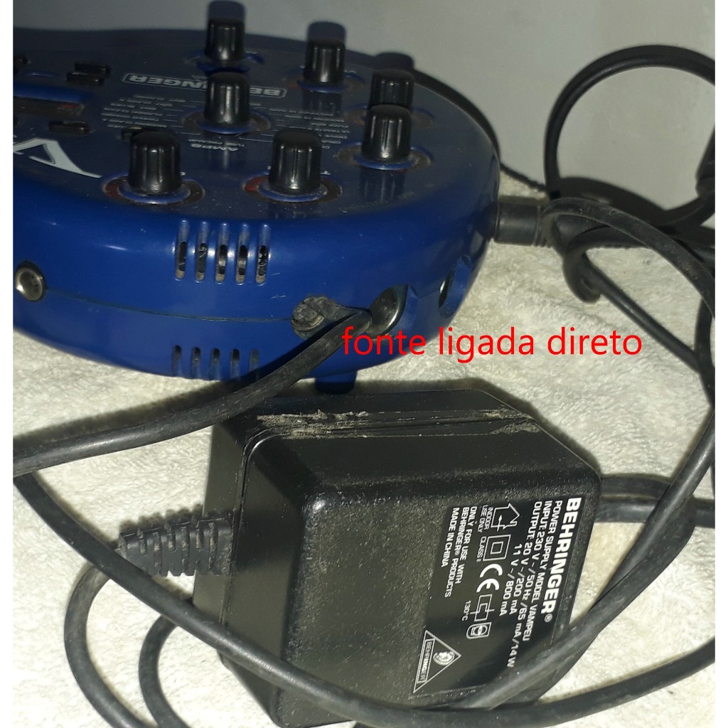 BEHRINGER VAMP 2 ギターエフェクター BEHRINGER V-AMP 2 ギターエフェクター - メルカリ