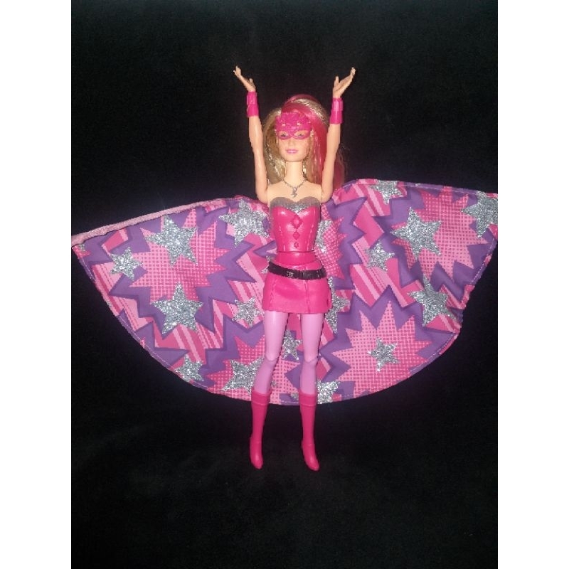 Barbie super heroina online