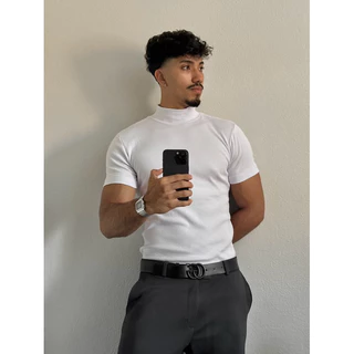 Camiseta Masculina Canelada Gola Alta estilo Old Money outono/inverno 2024