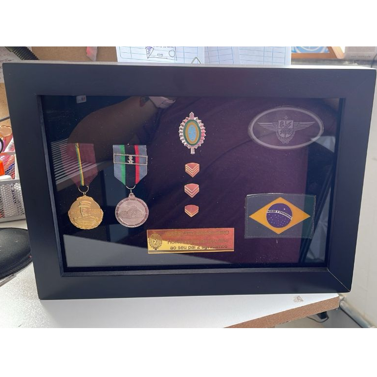 PORTA MEDALHAS 25X35