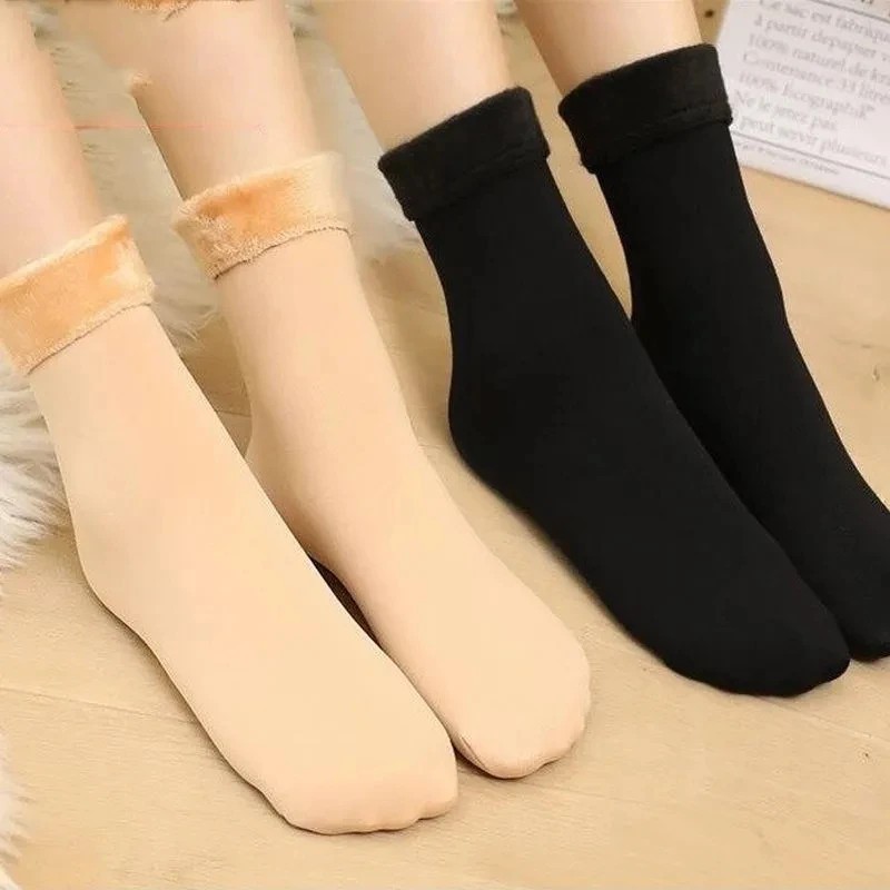 Novas Meias Térmicas De Veludo De Inverno Quente Casual Macias Cor Sólida Cashmere Lã Home Botas De Neve Soc