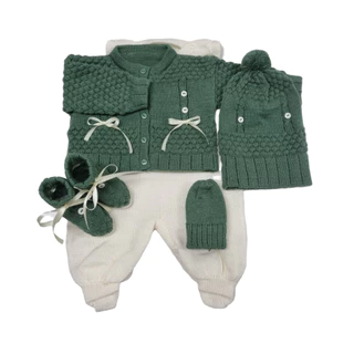 Kit Saída Maternidade Menino em Tricô Artesanal - Verde Malva/Off White - 5 peças com sapatinho