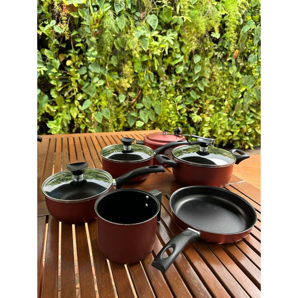 Jogo Kit de Panelas Variadas com Panela de Pressão 6 Peças + Omeleteira ...