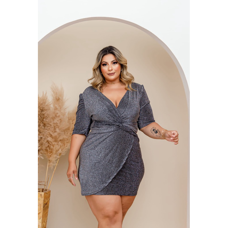 Vestido plus size transpassado branco brilho lurex festa tamanho