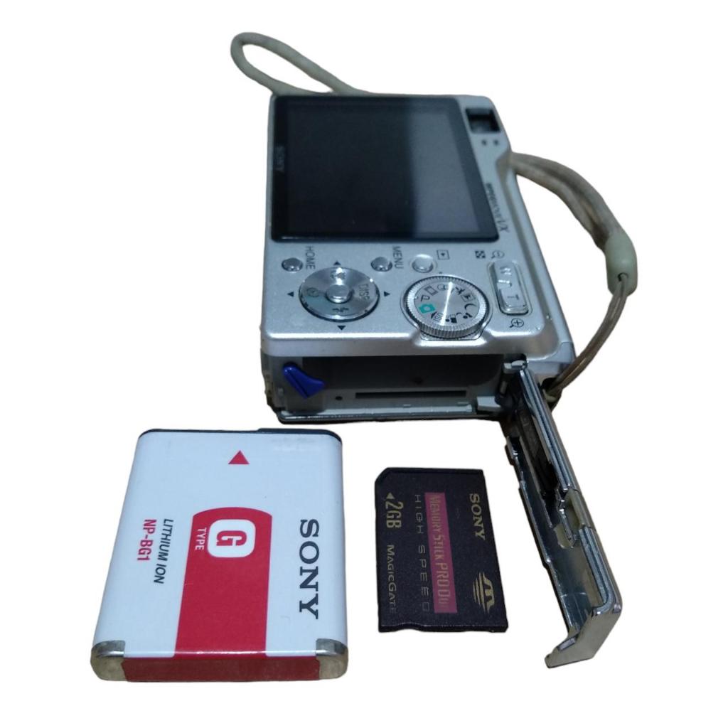 SONY Cyber-shot DSC-W80 ホワイト Sony Cyber-shot DSC-W80 (White) 7.2-megapixel digital camera