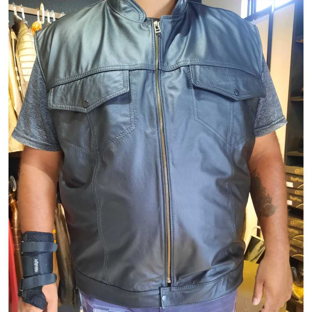 Colete Masculino em Couro Legítimo Preto Motoqueiro
