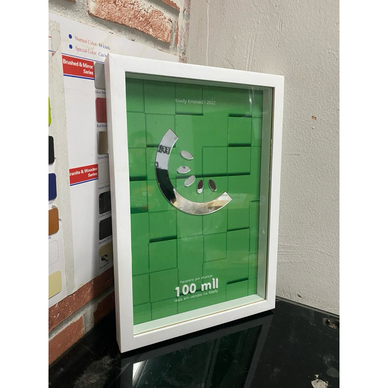 Placa Kiwify 100 mil