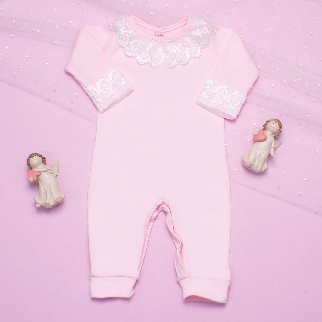 Macacão para bebe com rendas e pérolas varias cores 0-3 meses PRONTA ENTREGA