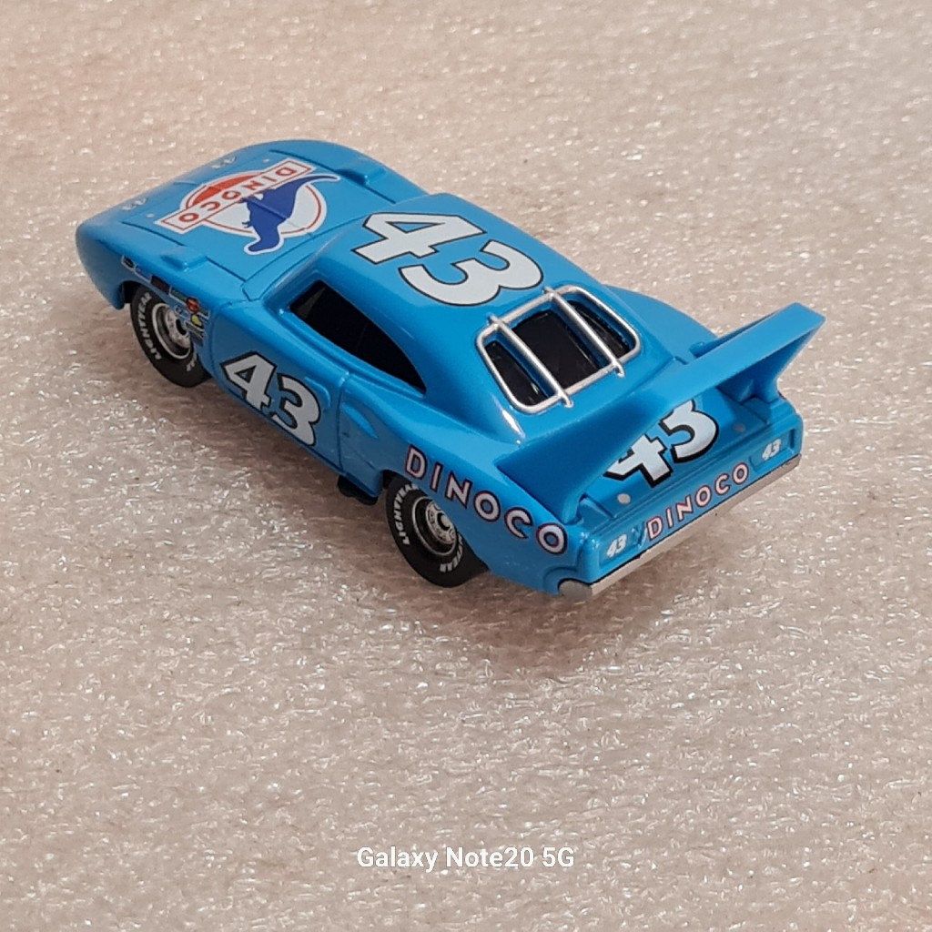 1970 PLYMOUTH SUPERBIRD 43 THE KING DINOCO DISNEY CARS SEM MARCA 1