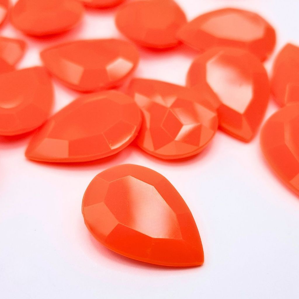 Chaton Gota 18x25mm - Cor: Laranja Leitoso - Base Irregular - 25 unidades