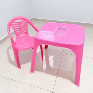 Mesa infantil Com Porta Lápis e Poltrona Infantil