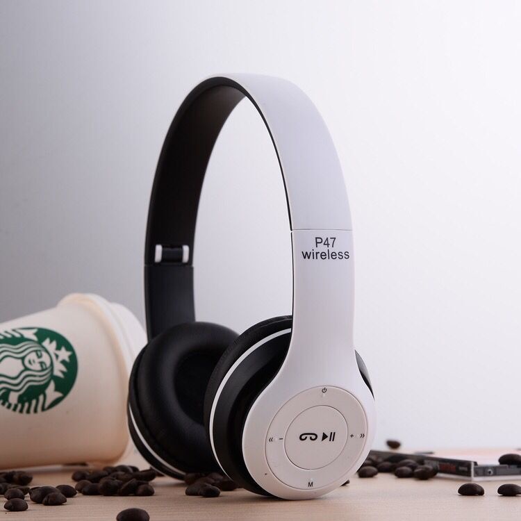 Fone P47 Headphone Sem Fio Estéreo Redução de Ruídos Bluetooth 5.0 Universal Cor aleatorio