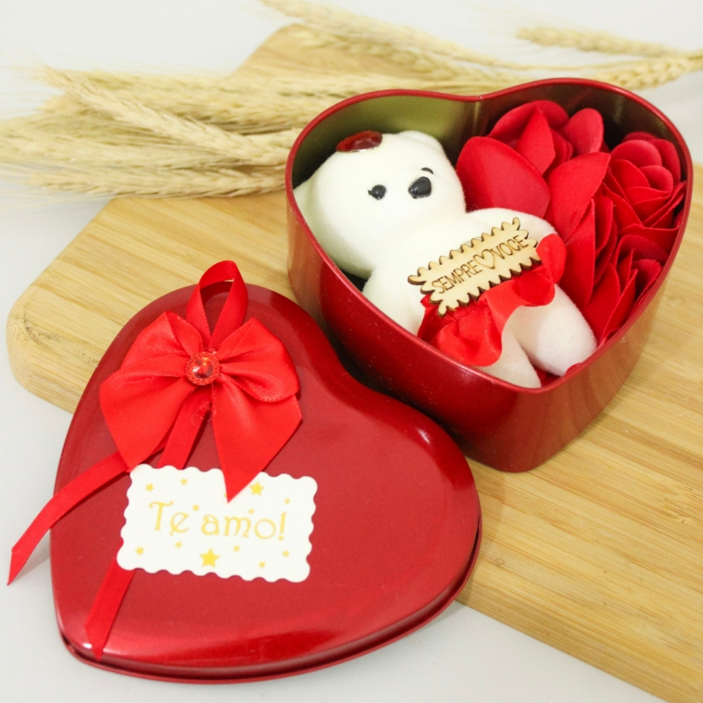 Caixa De Presente Coração Com Ursinho e Rosas Em Metal