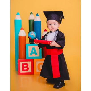 Beca de Formatura para Bebê completa com Capelo, babado, canudo , faixa e pingente formatura escolar