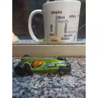 Modelo Metálico Carro Verde F1 Tunado