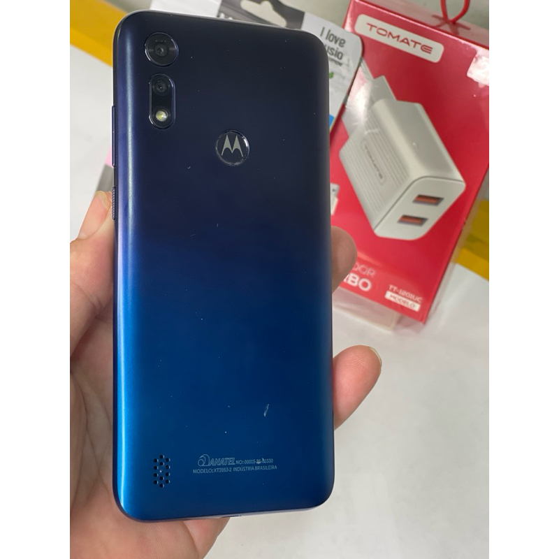 moto e6s semi novo 64 gb de memória 4 de ram