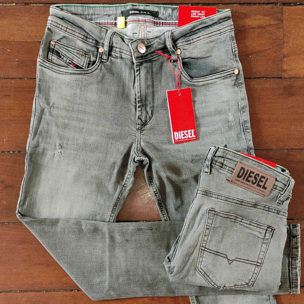 Calça Jeans Masculina Diesel Slim Fit Acinzentada 302562-2