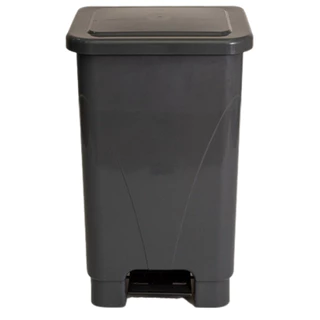 Lixeira com Pedal 50 Litros Preta