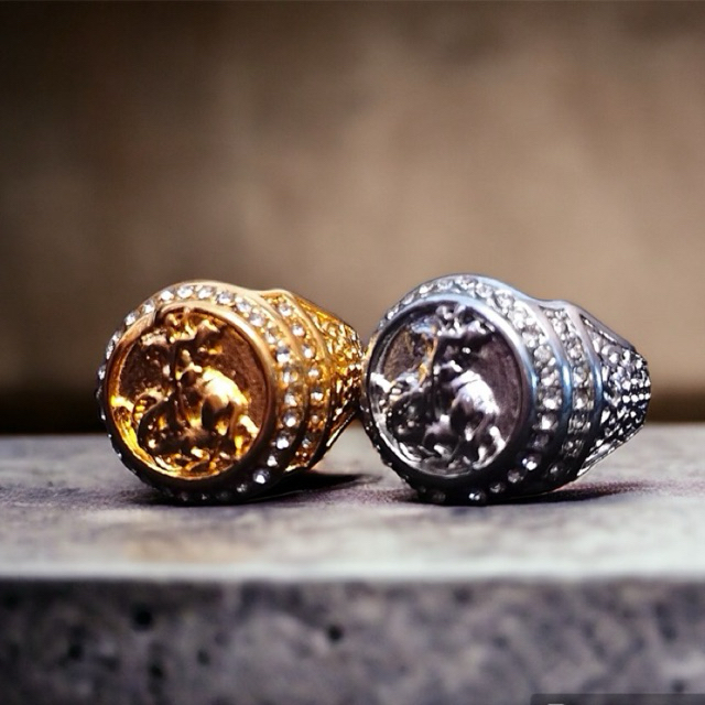 Anel Dedeira São Jorge Cravejado Moda Masculina Em Aço Inox Dourado E Prata