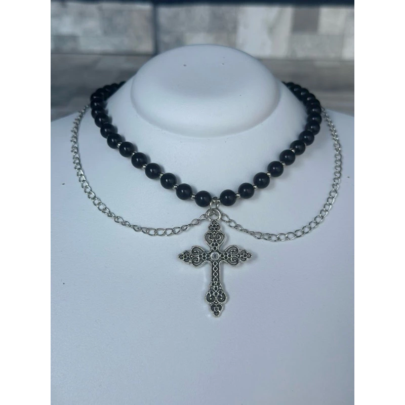 Gargantilha Cruz Goth Cristal e Pérola