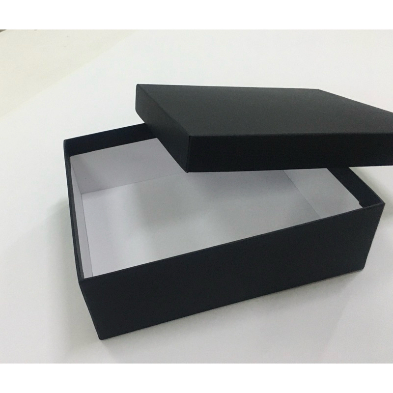 caixa 25x25x10 para presente,festa na caixa, brindes, comemoração