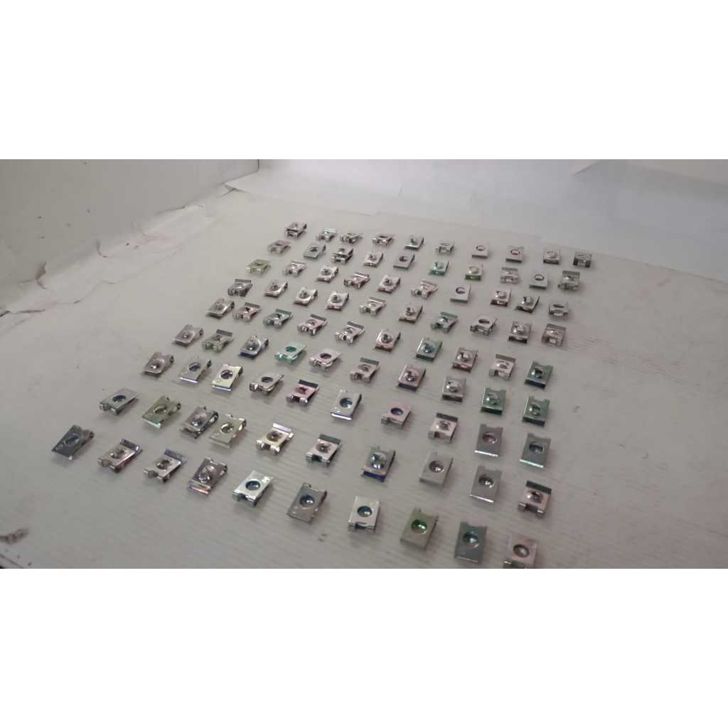 KIT 100 PÇS - PORCA RAPIDA 4,8 X 11 X 16,6 LINHA UNIVERSAL - PARA USO DIVERSO - PARALAMA,PAINEL, ETC