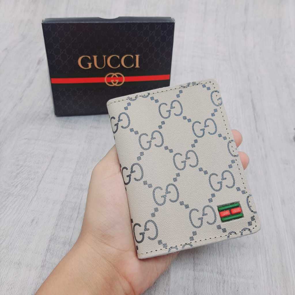 Carteira Slim Em Couro Contem 6 Compartimentos Top Exclusiva Lançamento