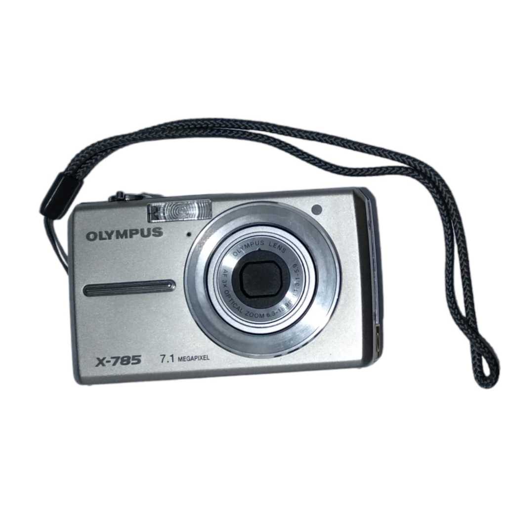 Câmera Digital Olympus X-785 7.1MP 3X Prata em ótimo estado
