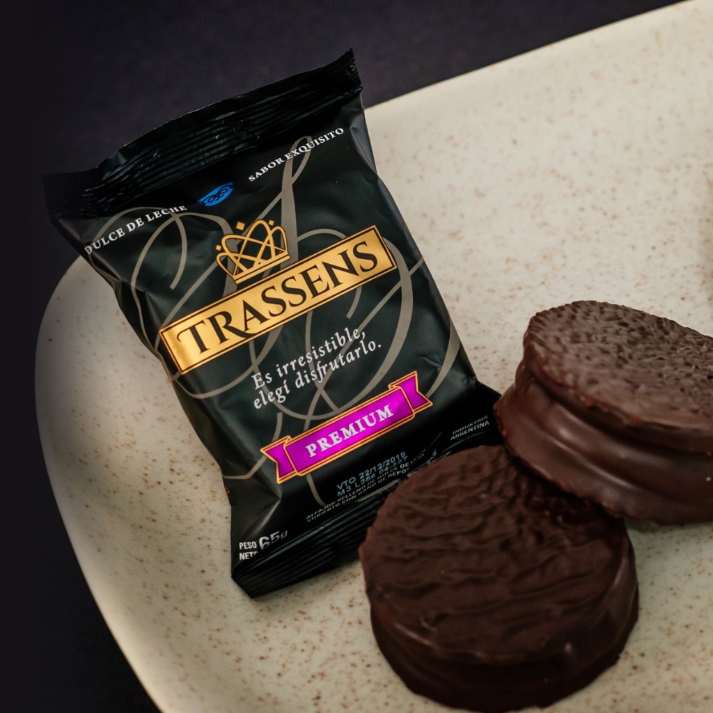 ALFAJOR ARGENTINO TRASSENS CHOCOLATE PRETO C/ DOCE DE LEITE CX C/ 12UN ...