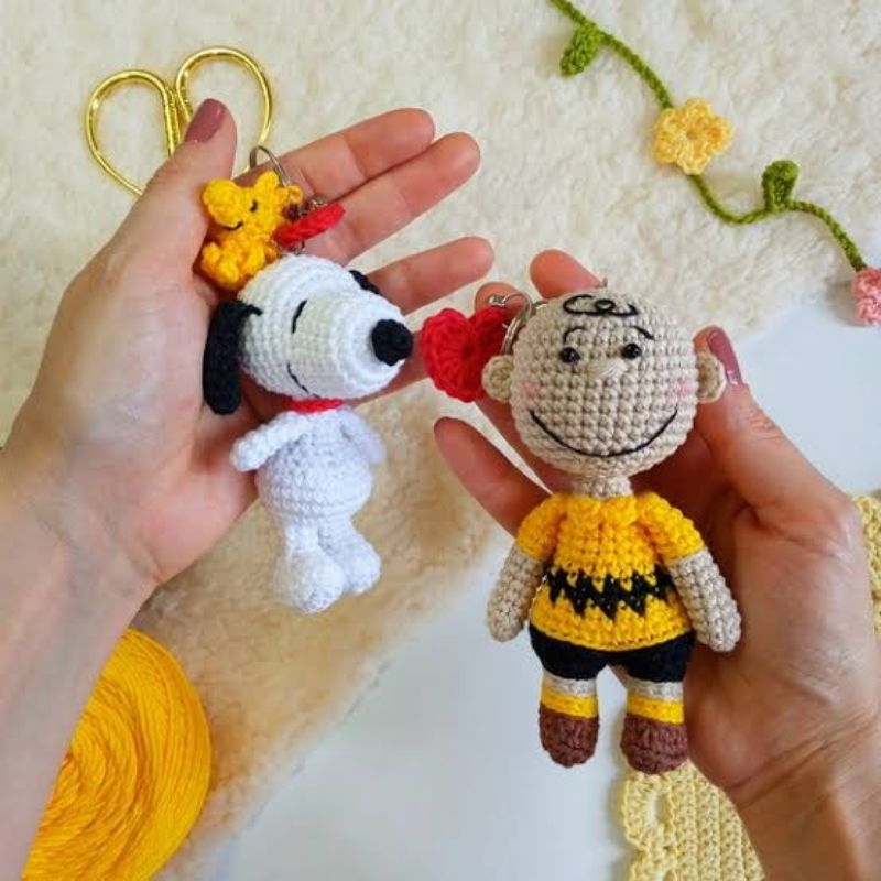 chaveiro charlie Brown e snoopy