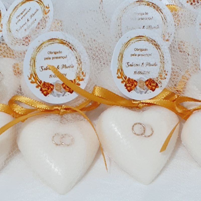 22 Lembrancinha de Casamento Mini Sabonete Coração com par de Alianças ...