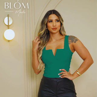 Blusa Cropped Feminino Alane decote em V alça grossa com bojo e zíper