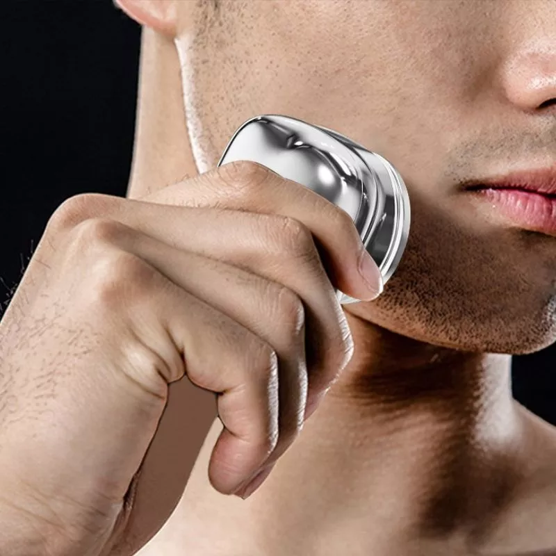 Tamanho compacto do barbeador