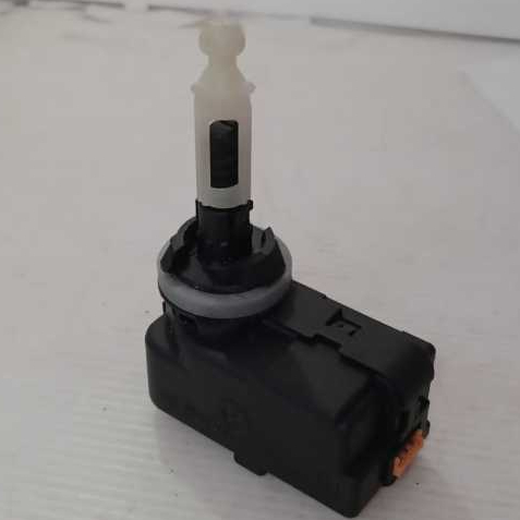 MOTOR REGULAGEM ALCANCE FARÓIS VW GOLF 14/...VOLVO XC60 2008/2013
