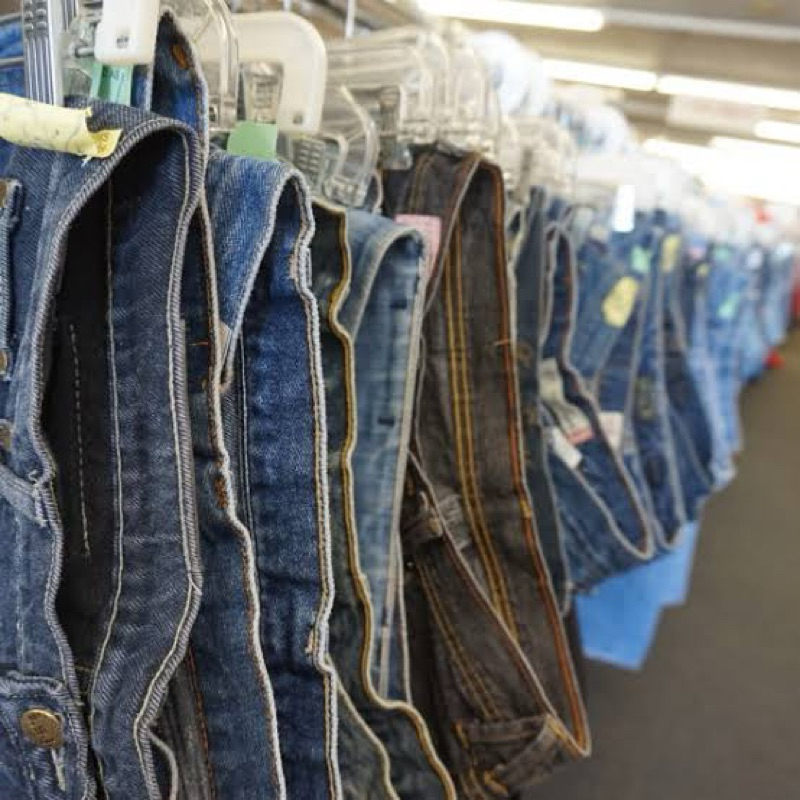 DESAPEGO DE JEANS: Short, Saia e Calça Jeans Vintage POR 15,00 CADA
