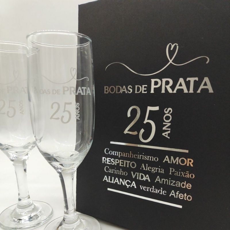 Presente BODAS de Ouro/Prata e 1 ano com taças champanhe