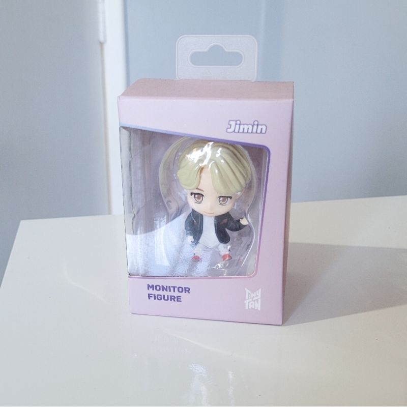 MONITOR FIGURE BTS TINY TAN OFICIAL | Shopee Brasil