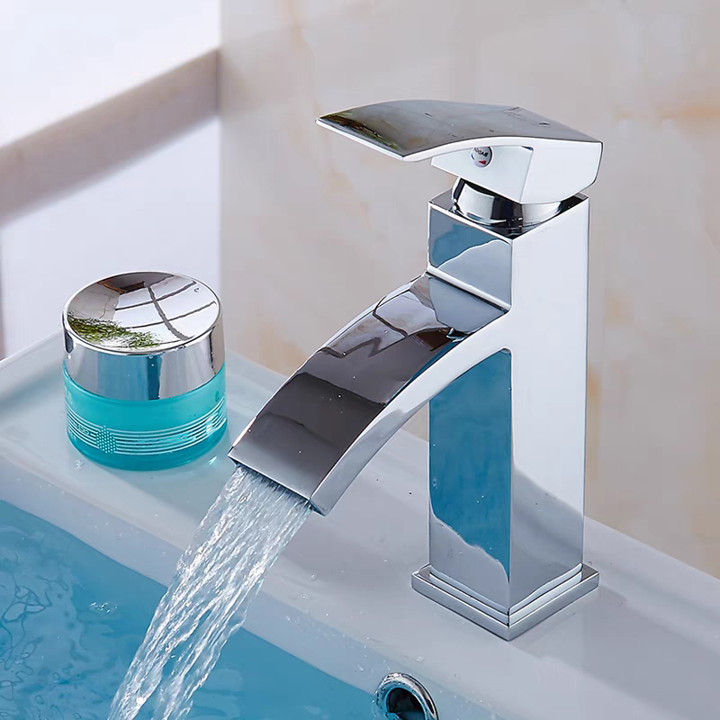 Torneira Banheiro Bancada Pia Cromada Gourmet Monocomando Quadrada Cascata para Lavabo Elegante
