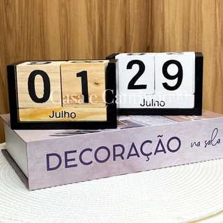 Calendário de Mesa Decorativo de Madeira com Quadradinhos Preto Permanente Escritório
