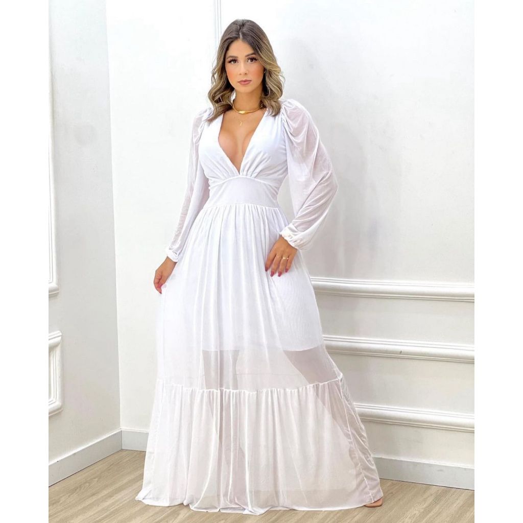 Vestido branco longo fashion com tule