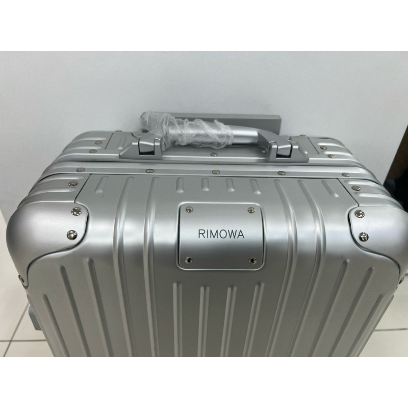 MALA BORDO PRATA RIMOWA