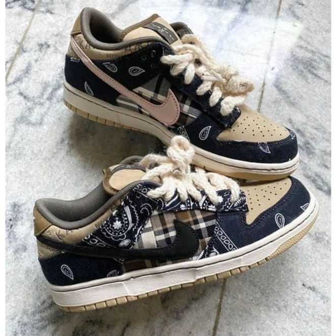 Tênis | Travis Scott | Masculino & Feminino | MEGA PROMOÇÃO | 34 ao 43 | A Pronta Entrega !