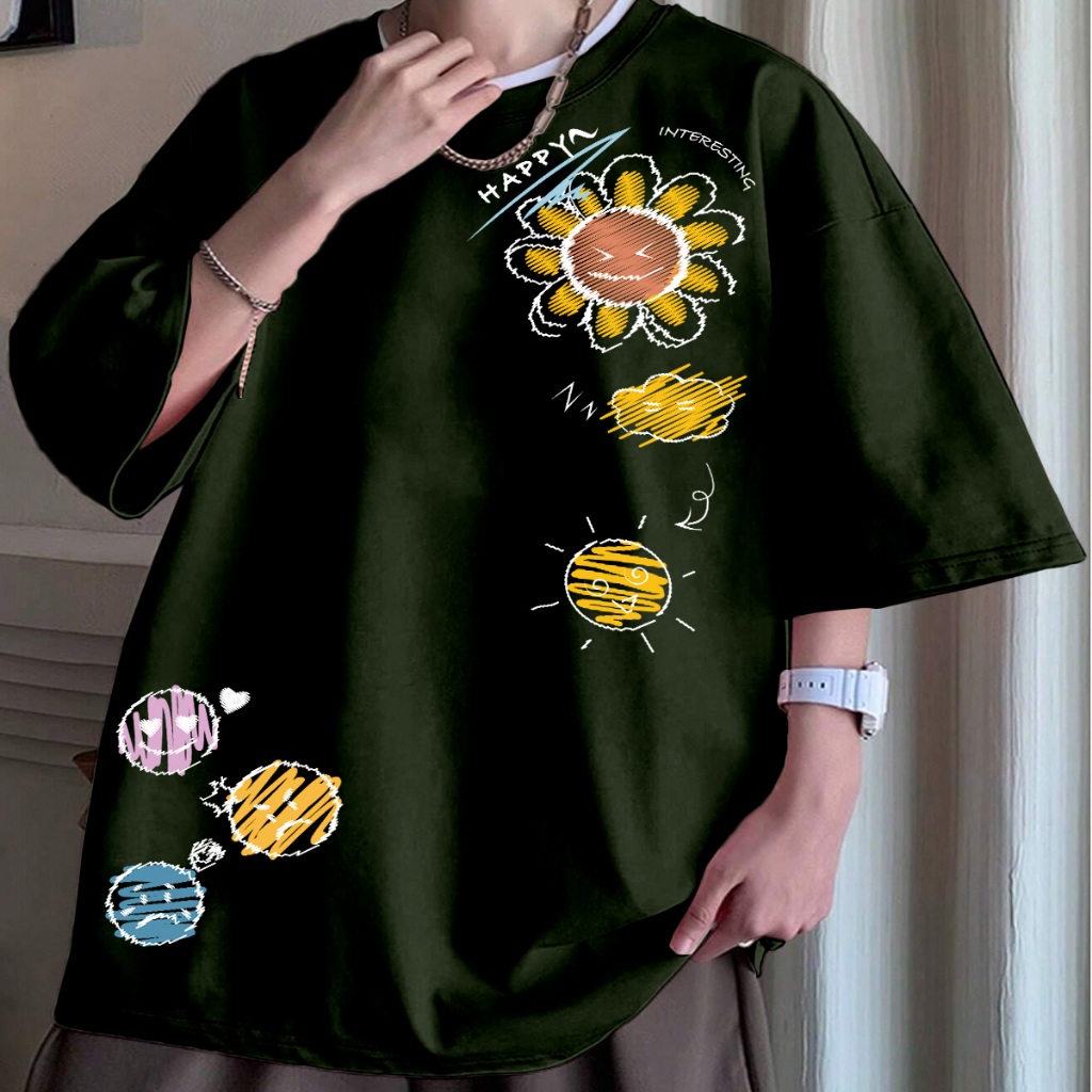 Camiseta Azul Marinho Estampa Nuvem Sorriso Coração Sol Flor